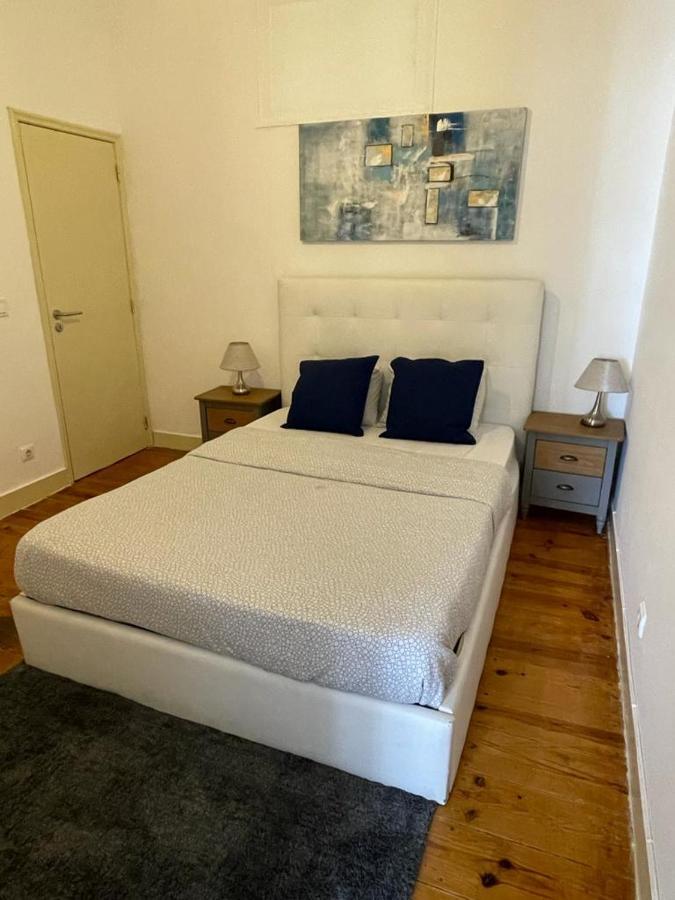 7 Seas 3 Hostel Lisbona Esterno foto