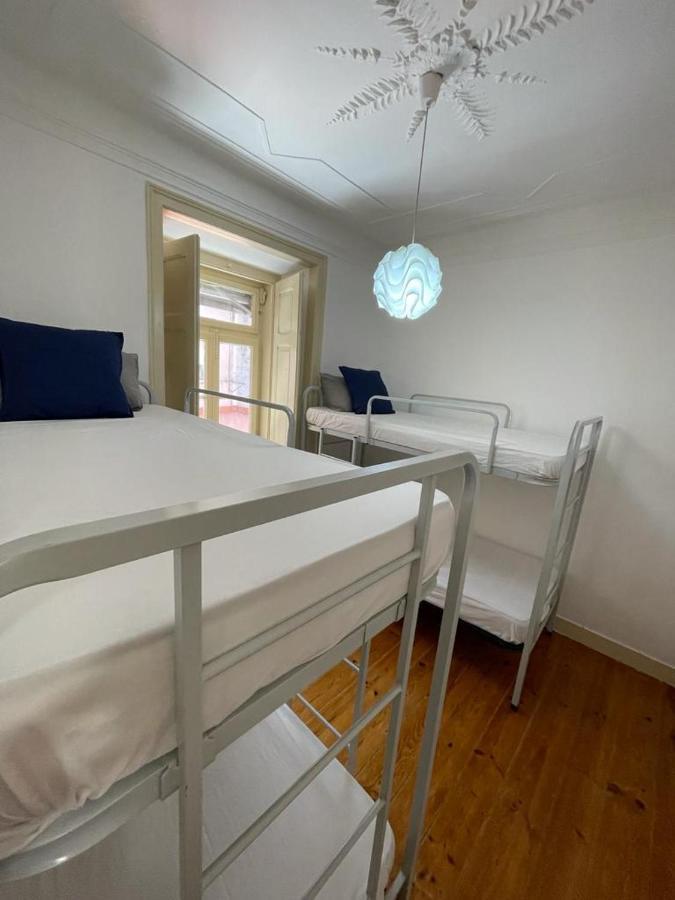 7 Seas 3 Hostel Lisbona Esterno foto